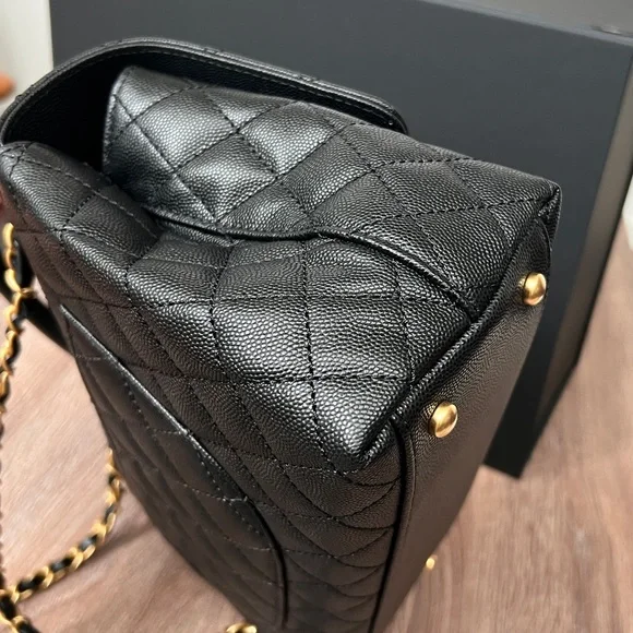 Brand New Coco Chanel Flapbag with handle, v b/black with dust bag and box. - Picture 11 of 15